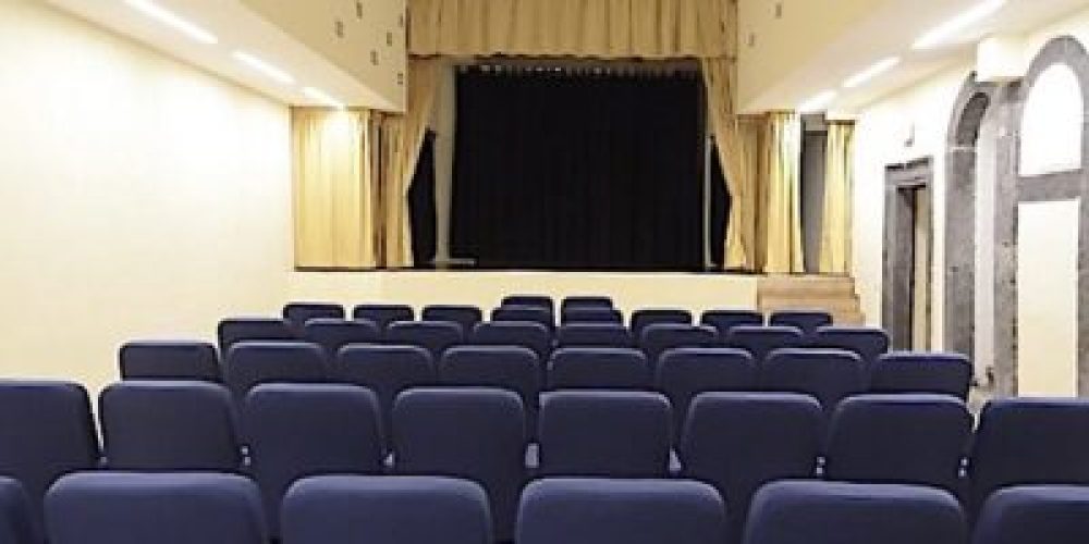 Nuova Stagione al Teatro Farnese di Gradoli